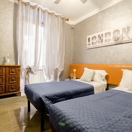 Apartamento 4-Bdr Apt Among Colosseum&Termini 10-People Roma Exterior foto